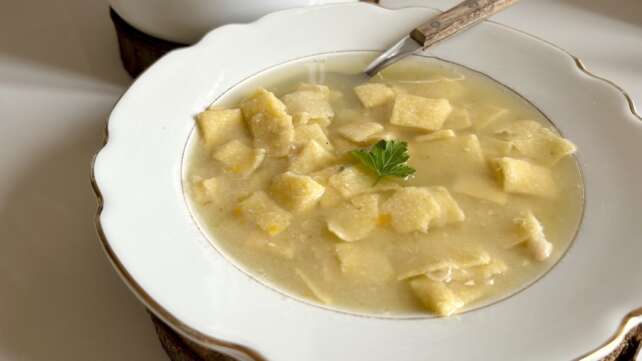 Giugetti pasta in bean broth